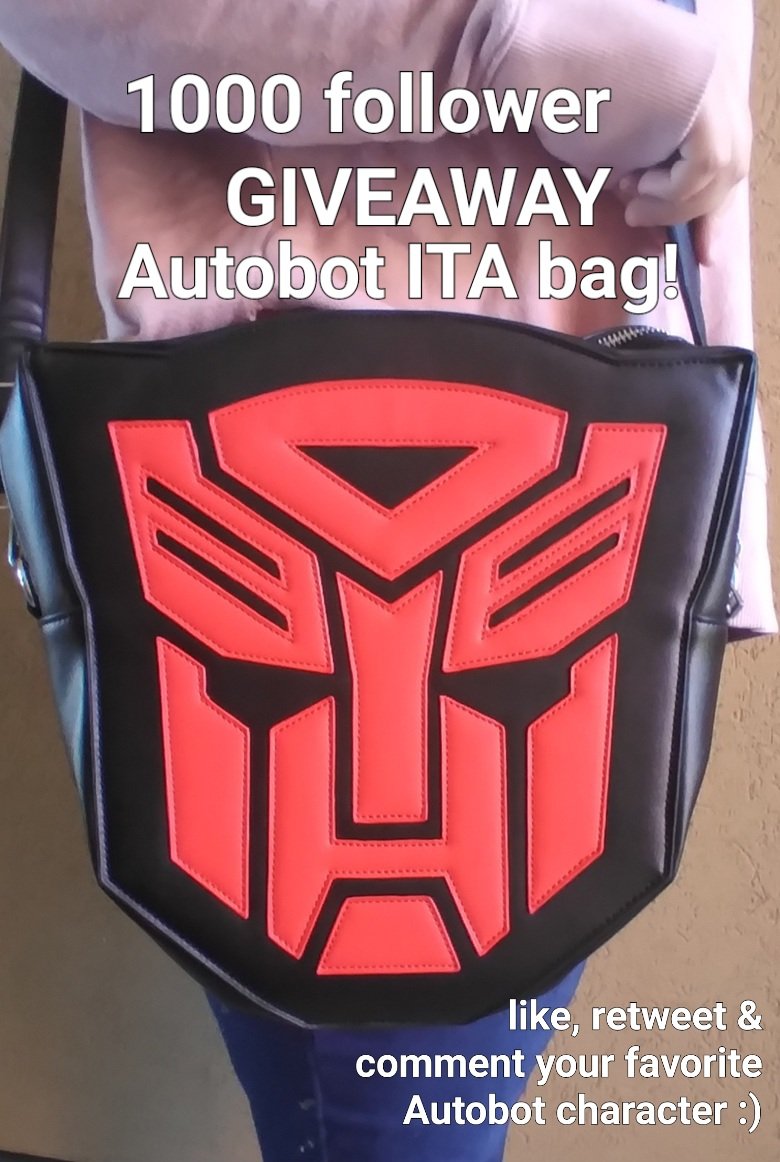 xSeaI3ellx's tweet photo. ✨️✨️1000 follower AUTOBOT ITA BAG RAFFLE GIVEAWAY✨️✨️
LIKE, RETWEET &amp;COMMENT YOUR FAVORITE  AUTOBOT! 
💕shipping is international covered aswell for those out side USA💕

Good luck everyone who enters the raffle :) https://t.co/xKa3FOPcdZ