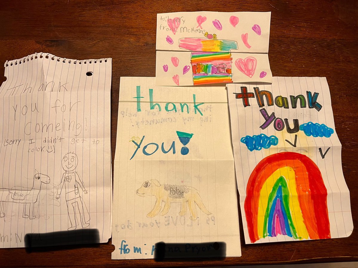 It is so touching & humbling when students take the time to make a thank you card because of the impact you’ve made on them! Big thanks to some 3rd graders at Parkview Heights elementary for taking the time to make these for us!🐾 ⁦@SarpySheriff⁩ #hugdognotadrugdog