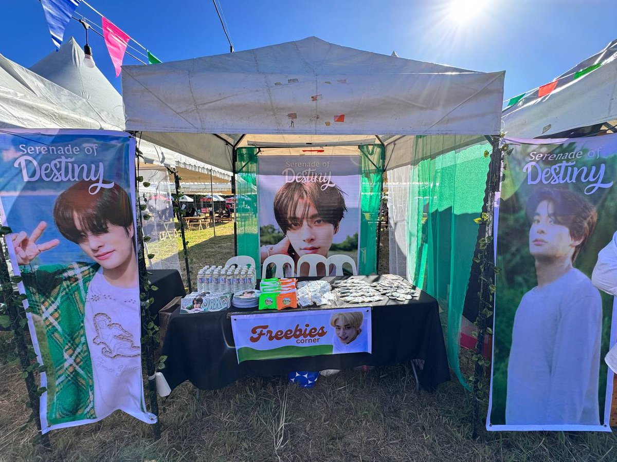 sjakedaily's tweet photo. Lots of freebies are waiting for you! Make sure to visit Sim Jake Daily booth and get yours! ๐งก
#SimJakeDaily #sjakedaily #SerenadeofDestiny #FATE_in_NEWCLARKCITY #JAKE #ENHYPEN_JAKE #ENHYPEN @ENHYPEN @ENHYPEN_members https://t.co/syDGC0spQ2