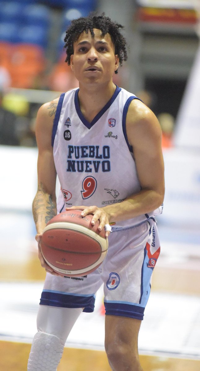 Aneud's tweet photo. Santiago. Imagenes del partido entre #CPN 110 VS #CUPES #TBSS @AbasacaOF copa @BanreservasRD #44 @TenchyRodNYC @basketdom @baloncestomundi Fotos @Aneud https://t.co/QMFkllaWSf