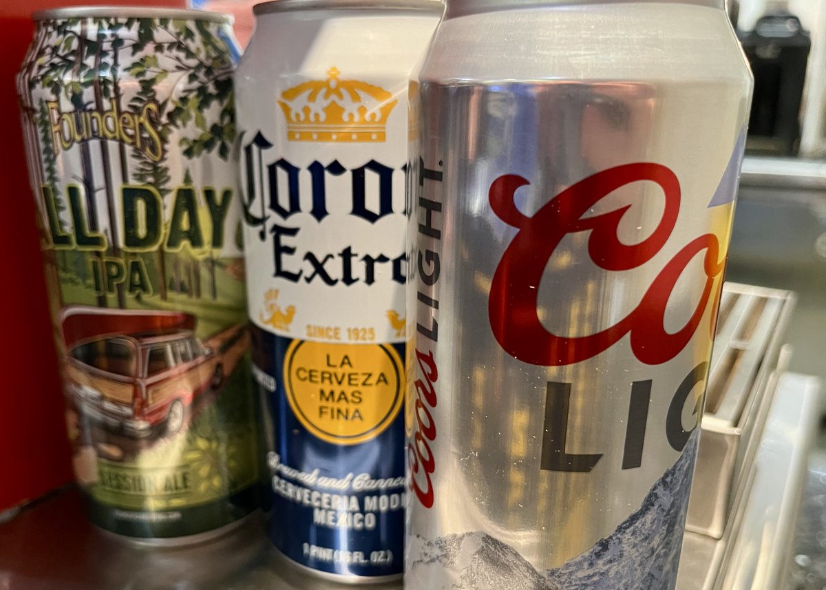 ByAZuniga's tweet photo. Alcohol options at the Crisler Center on opening night of sales at Michigan Athletics events:
Coors Light - $12
Corona Extra - $13
Founders All Day IPA - $13
More details: https://t.co/ANCpa5jyjF https://t.co/RdfRKn2yNY