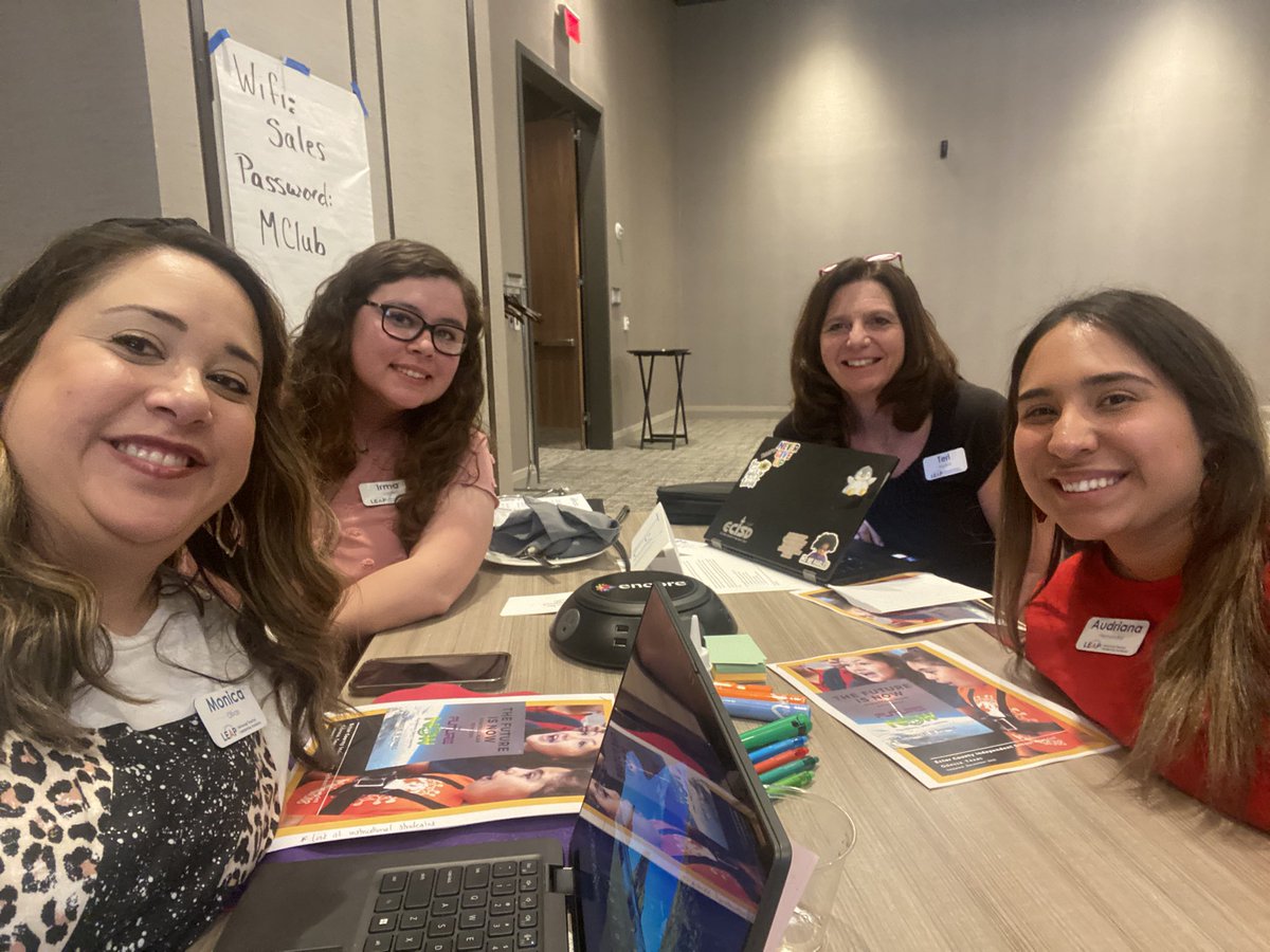 Monica Olivas tweet media