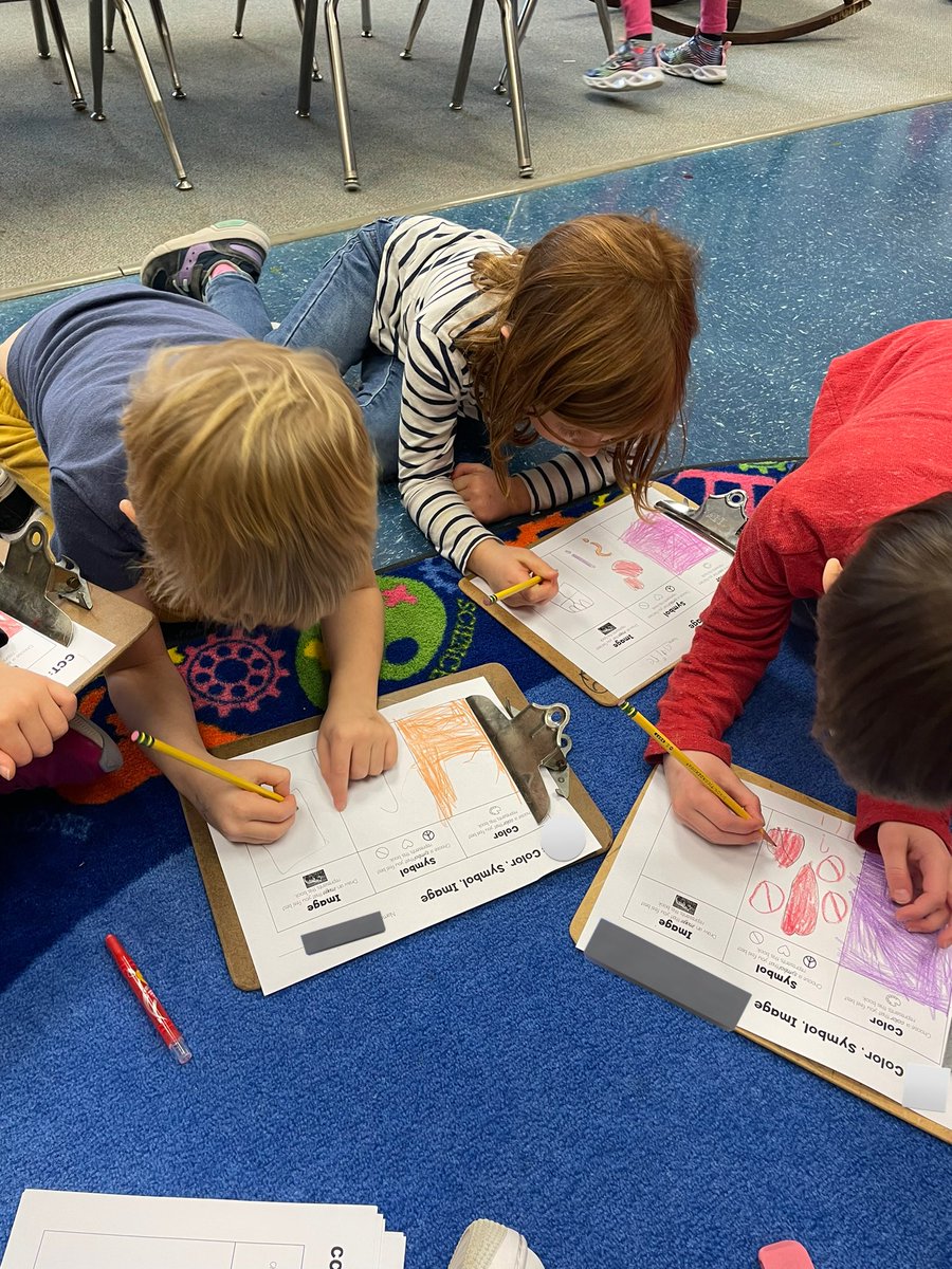Today in Kindergarten we read a story and then used the @ProjectZeroHGSE Thinking Routine “Color, Symbol, Image.” This reflective activity enhanced our comprehension of the story! @TuckahoeSchool @TuckahoeAP @APSGifted #tuckahoerocks