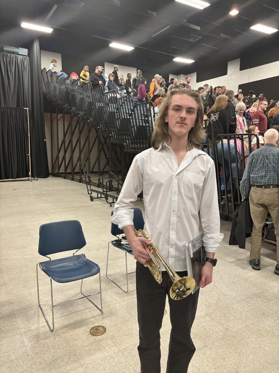 vcecwolfpack's tweet photo. Tonight two of our students performed with the VGCC Honor Band. #VGCC #VCEC #band #VGCCHonorBand https://t.co/Ei7SBrY6QO