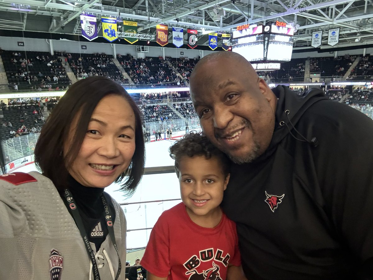 chancellor_li's tweet image. Who is in the house of @OmahaHKY @BaxterArena