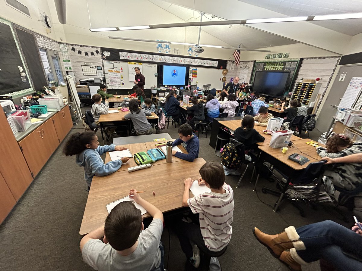 Mrs. McLaughlin tweet media