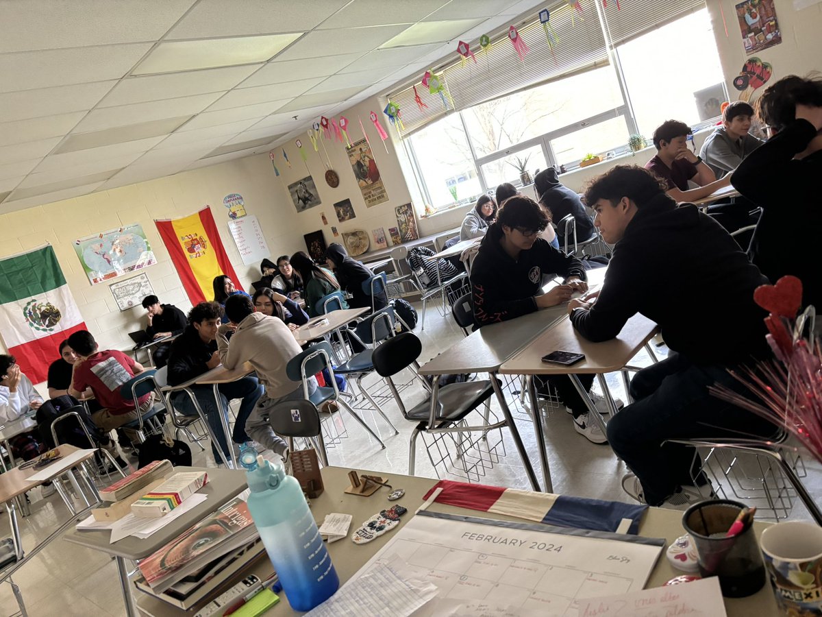 Sp1Wheeler's tweet photo. My students may be obsessed with the game ¡BASTA! @WaucondaCUSD118 @BulldogLife_WHS https://t.co/5LAdvzqLlf