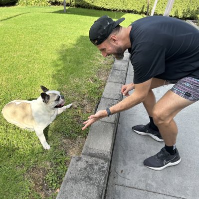 _BennyAllen's tweet photo. #NewProfilePic ft. Franklin 🐶 https://t.co/XLAfDHYAnm