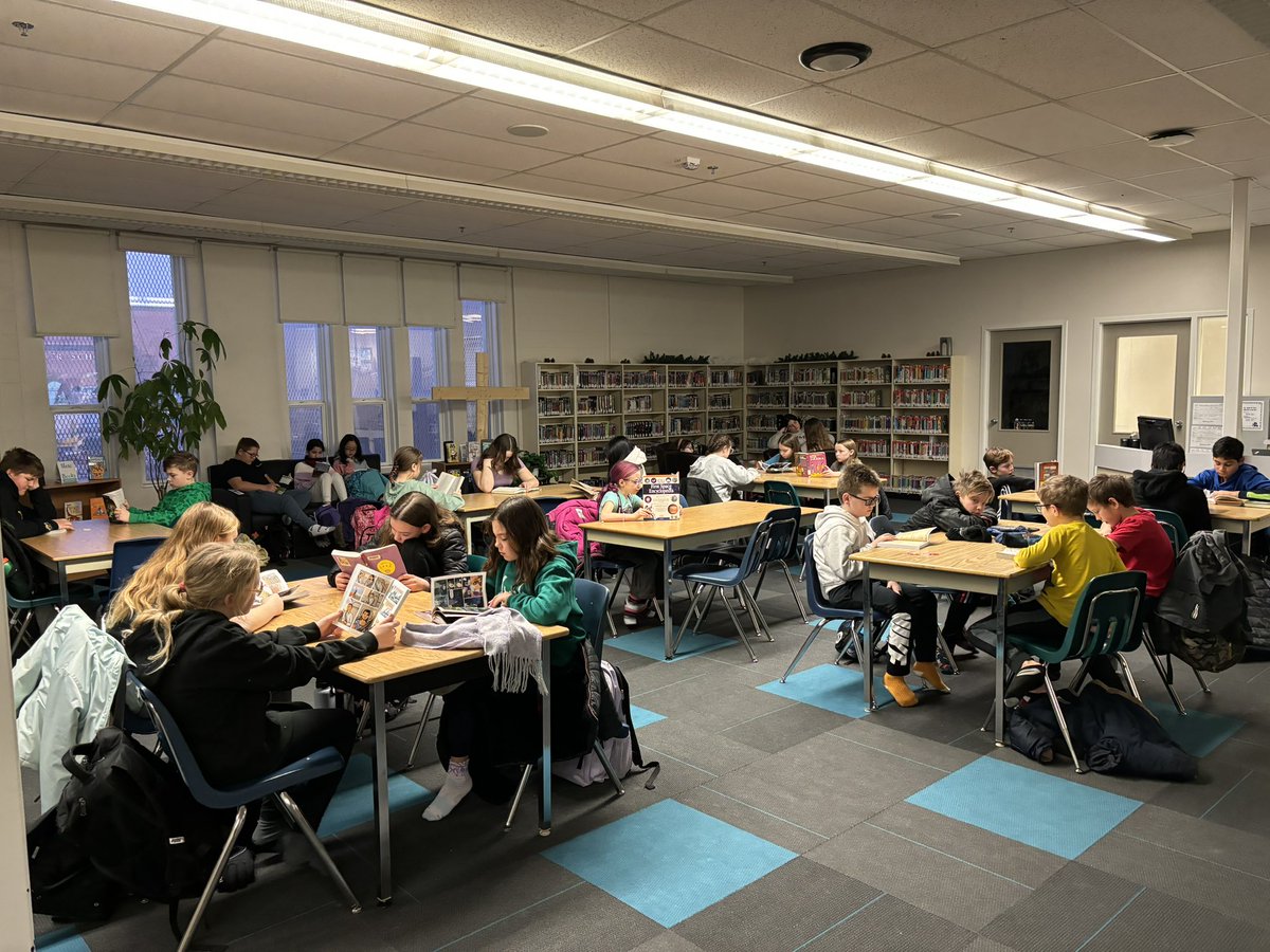 St.JOArcsd tweet media