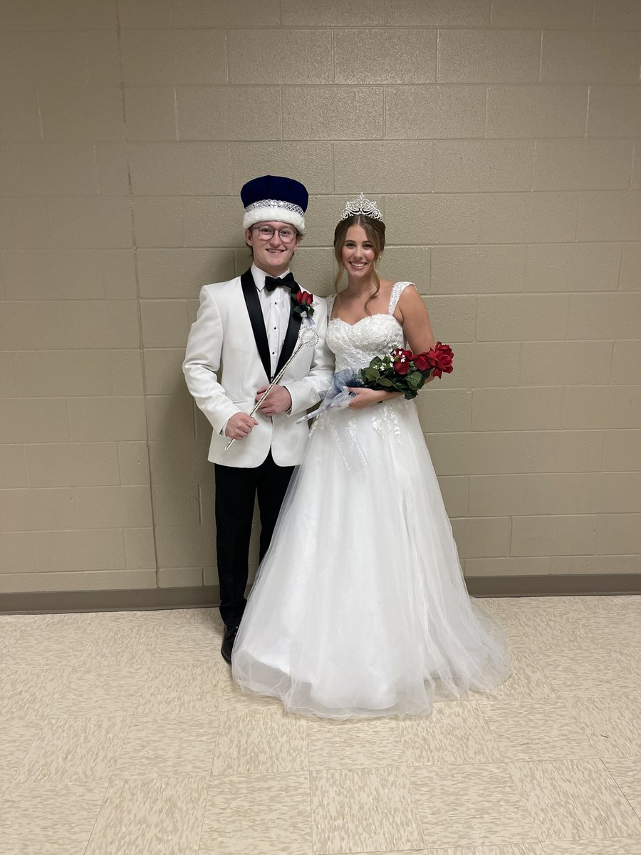 Congratulations to Homecoming Queen Katie Hodge and King Dylan Rodgers! 👑