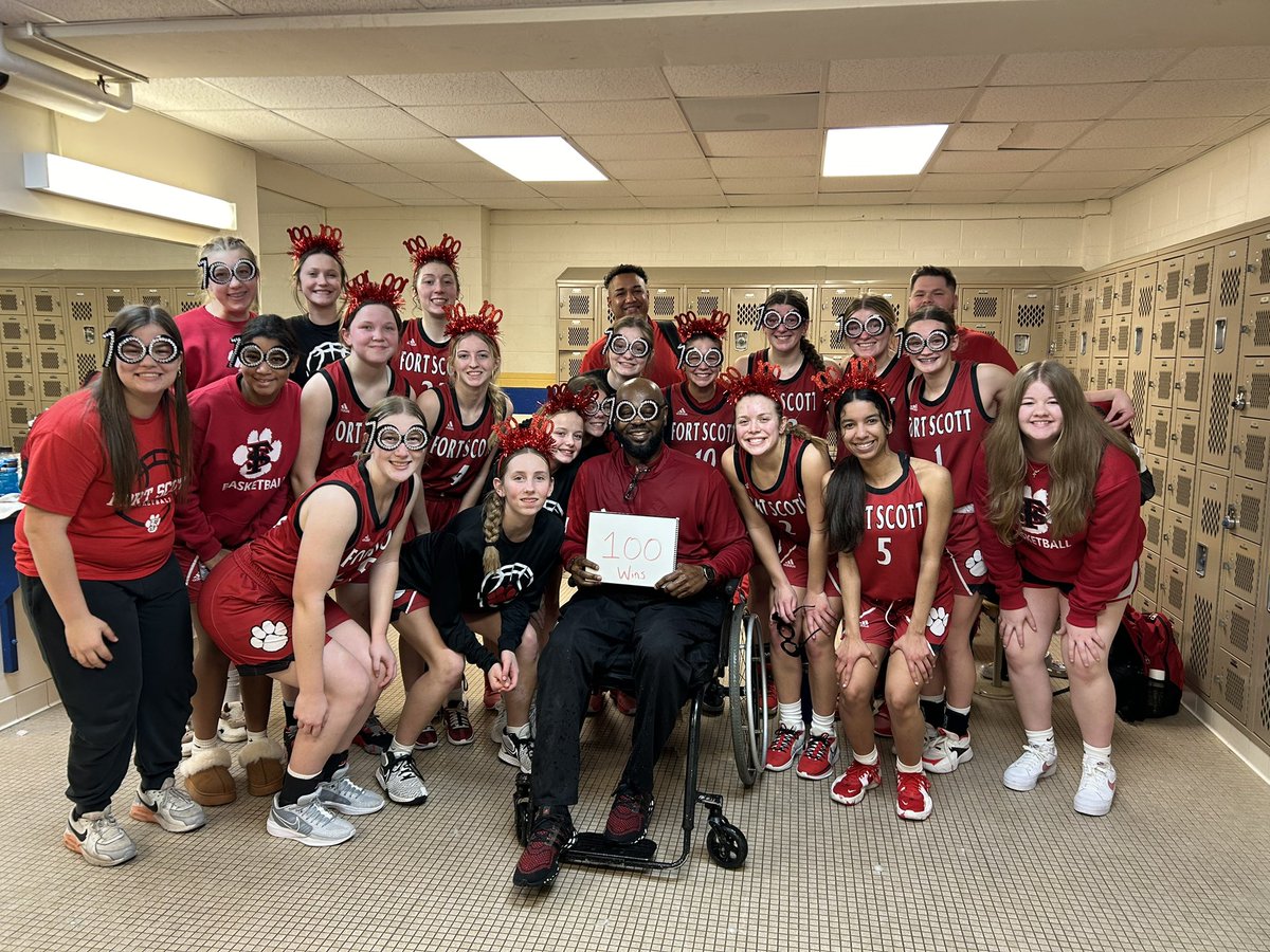 FSHS_LadyTigers's tweet photo. Final in Parsons!

Parsons- 48
Fort Scott- 69

Congrats to the Ladies on the win and @coachpstepps on his 100th win!! https://t.co/qy1g1Ywc1l