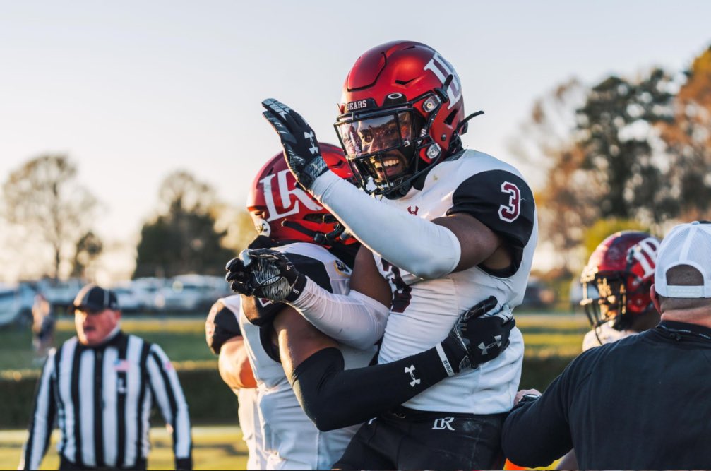 Blessed to receive my first offer from Lenoir Rhyne!🙌🏾 @LRBearsFootball @CoachO_13 @CoachKTinsley @CoachSkis @On3sports @247recruiting @RivalsFriedman