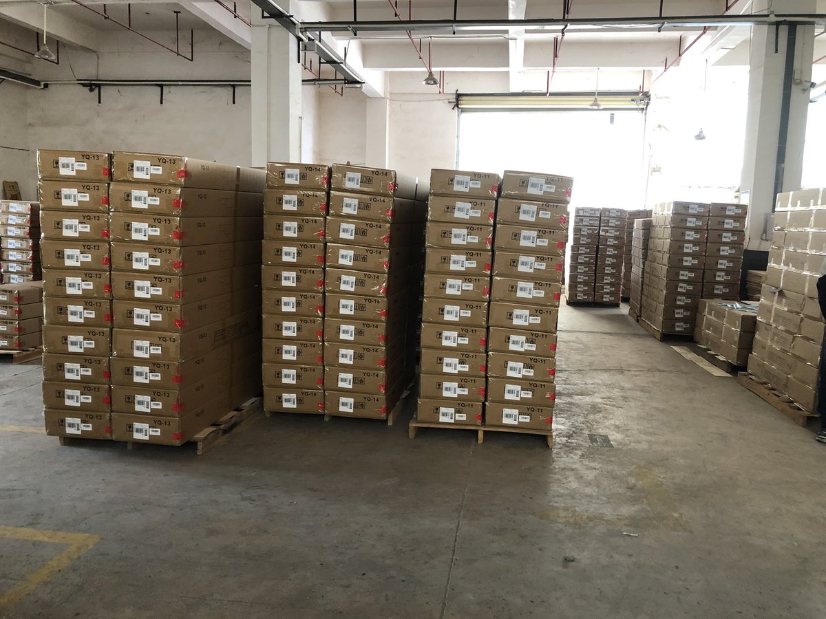 ShawnXiao001's tweet photo. Loading container of cabinets for Amazon FBA #cabinets #fba #amazonfba #loadingcontainers https://t.co/vzWd0YAVFW