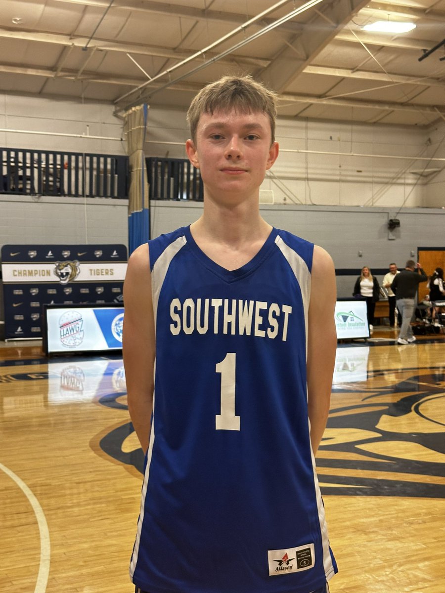 JchcSteve's tweet photo. @OlegSadowski led all scorers tonight with 18pts in the 55-34 win against Gospel Light. @GradyMajors @big73miller @AYSABasketball @prephoops_ar @KevinMoses38 https://t.co/A6ALFhFzAM