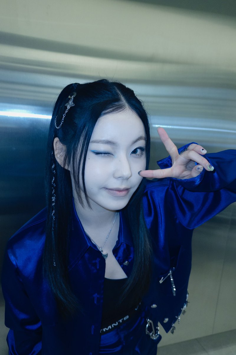 WE_NMIXX's tweet image. 💙

#NMIXX #엔믹스
#규진 #KYUJIN