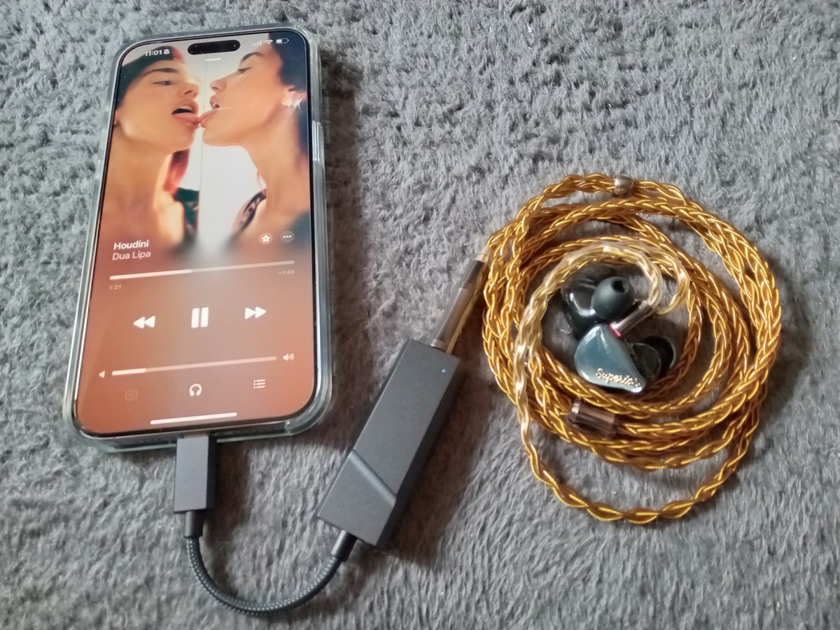 NishiyamaJapan's tweet photo. 🔥ファイヤーセール中のAK HC2が届きました。
早速聴いてみます♪
#astellandkern #akhc2 https://t.co/wfZH0ECWll