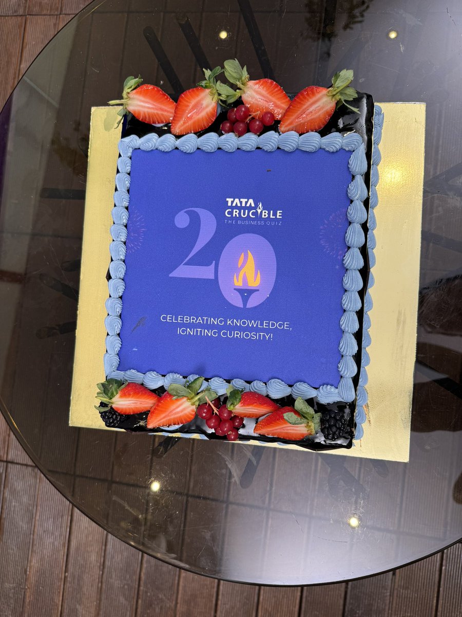 aniruddhadutta's tweet photo. Memories of some of the most happy days experienced all over again at the @Tata_Crucible #ChampionsMeet yesterday at @PresidentMumbai 

Wonderful connecting with all champions, @pickbrain &amp; @rashmimfurtado 

The new season starts soon. Best wishes everyone

#TataCrucibleTurns20 https://t.co/wxqCSfnpT8