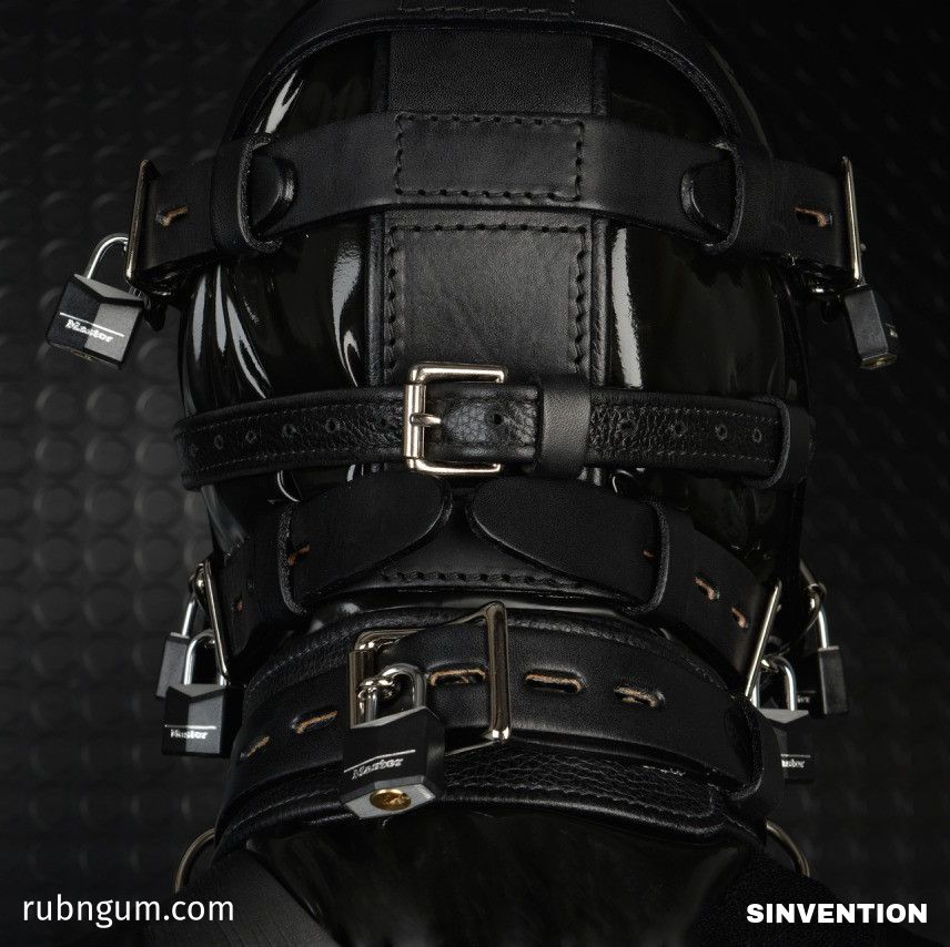 SinventionGear's tweet photo. Layers of latex and Sinvention bondage gear wrap rubngum's head securely creating an exciting sensory deprivation experience like no other! ✨
#headtrip #muzzle #bondage #masterlocks #blindfold
https://t.co/NQNOj8jLLL https://t.co/jPB6WypAvW