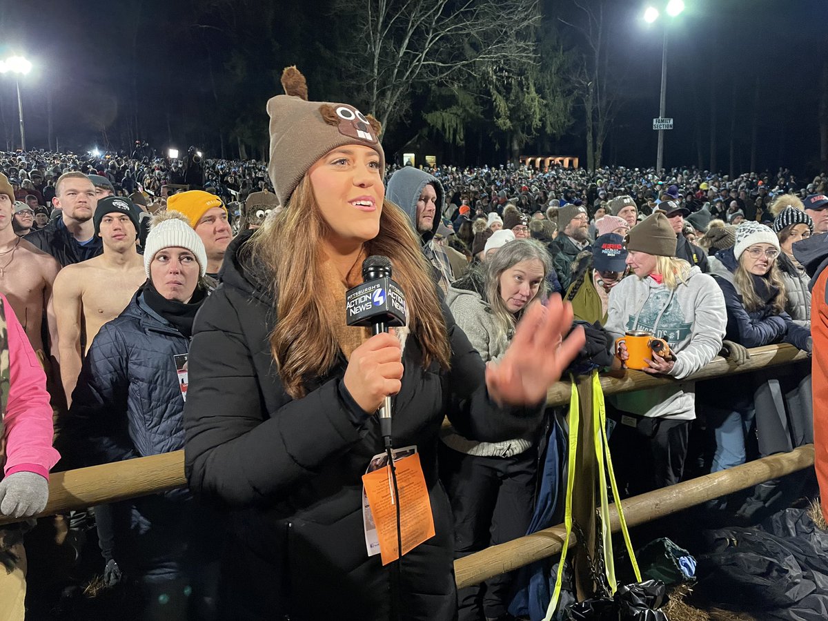 toriyorgeytv's tweet photo. GROUNDHOG DAY | Shoutout to photojournalists @EHinnebusch &amp; @Thedaveoneil for getting us to Punxsutawney BRIGHT &amp; early this morning, and capturing the special PA tradition!  

&amp; Can’t forget to thank PHIL for his Early Spring prediction🤣 #TeamNoShadow @WTAE https://t.co/iS701dO9vg