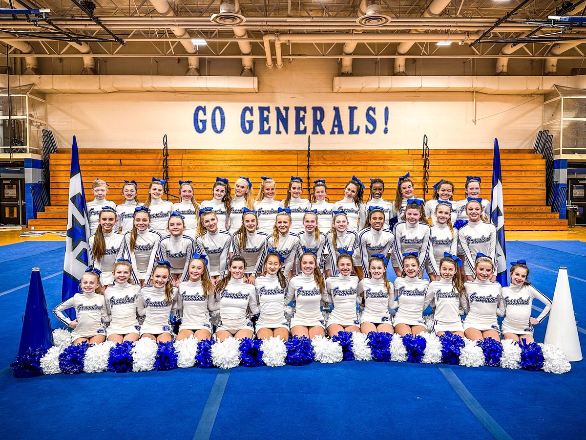 wcsGMSjk's tweet image. Wonderful night celebrating the defending National Champs as they prepare for Orlando! We are so proud of these girls and can’t wait to cheer them from afar! #GMSgenerals #23generals24 #GeneralsLead #StateChamps #NationalChamps @wcsGMS