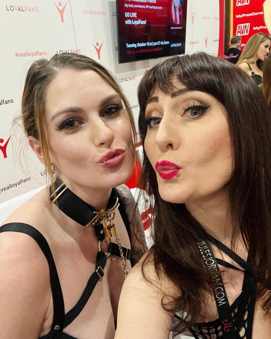 @AEexpo Day 1 @ThickLizzyXXX @AriaKhaideXXX @ButtplugBettty @FoXXXyDarlin @KaidenBaileyXXX https://t<a class="tags" href="/tag/aeexpo">@aeexpo</a><a class="tags" target="_blank" title="On Twitter" href="/?out=eyJ0eXAiOiJKV1QiLCJhbGciOiJIUzUxMiJ9.eyJpYXQiOjE3MjE4Nzg1MTEsImlzcyI6InR3cG9ybnN0YXJzLmNvbSIsIm5iZiI6MTcyMTg3ODUxMSwiZXhwIjoxNzUzNDE0NTExLCJyZWRpcmVjdF91cmwiOiJodHRwczovL3R3aXR0ZXIuY29tL1RoaWNrTGl6enlYWFgifQ.dO1dX73qOEoUYExyL2o_1A68ungggdLCAHNeVWhgPwjVs8eIZEsoax-PA08oOBqrk8nZ04mwbc-nPQfZz590kw">@ThickLizzyXXX</a><a class="tags" href="/tag/ariakhaidexxx">@ariakhaidexxx</a><a class="tags" target="_blank" title="On Twitter" href="/?out=eyJ0eXAiOiJKV1QiLCJhbGciOiJIUzUxMiJ9.eyJpYXQiOjE3MjE4Nzg1MTEsImlzcyI6InR3cG9ybnN0YXJzLmNvbSIsIm5iZiI6MTcyMTg3ODUxMSwiZXhwIjoxNzUzNDE0NTExLCJyZWRpcmVjdF91cmwiOiJodHRwczovL3R3aXR0ZXIuY29tL0J1dHRwbHVnQmV0dHR5In0.l_OKxWgIKEt4PuPPhiRzri2KgQb4wQ1zMxKyMDRYmcoJDgxMilZZMOP7CWOu8cY3a1DGOX06z4P2Wx0HZPw8EQ">@ButtplugBettty</a>