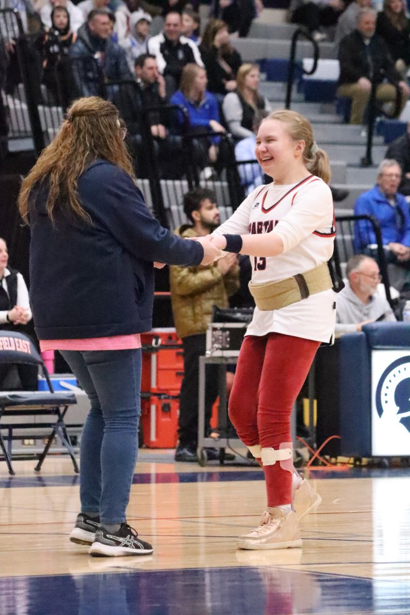 BE Echo Yearbook tweet media