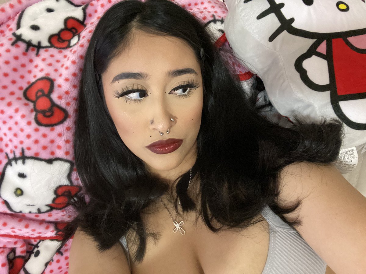 PEACHYYKATTT's tweet photo. 🧚🏼‍♀️💝 https://t.co/0tyulsRSo7