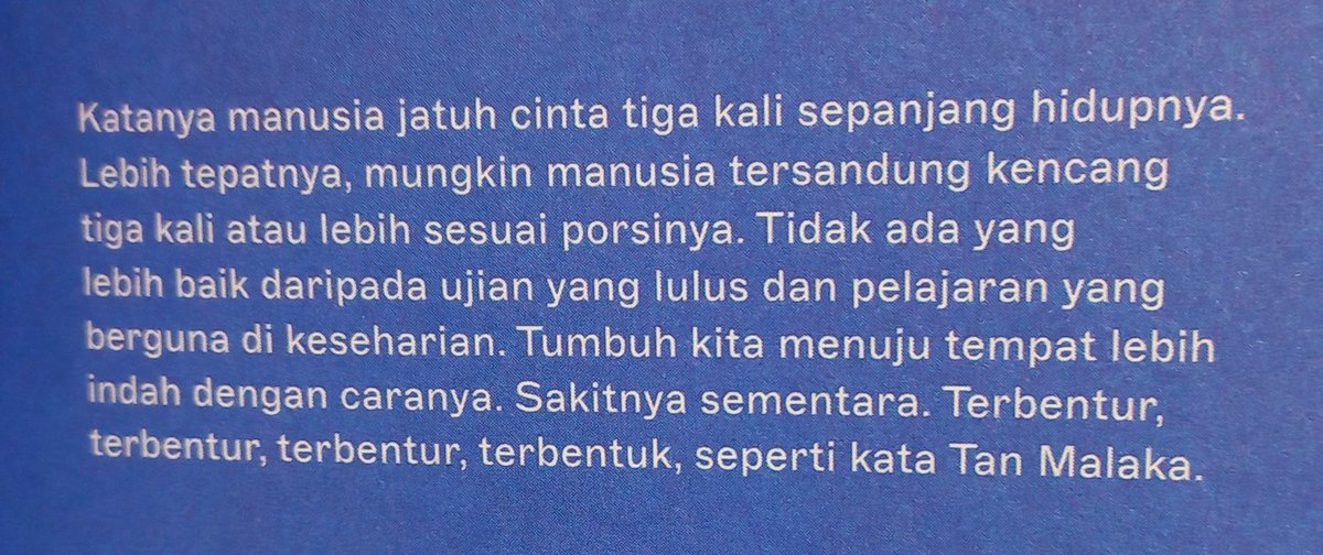Gramediapetta's tweet photo. Saksikan perjalanan hidup Tabi seorang perempuan yang berusaha pulih dan damai dari luka masa kecil hingga kisah cinta yang tidak pernah berjalan mulus.

Tentunya relate banget dengan kehidupan kita apalagi para ciwi² nih.

Ayo buruan dapetin bukunya di Gramedia Pettarani. https://t.co/zk0EiMpGBB