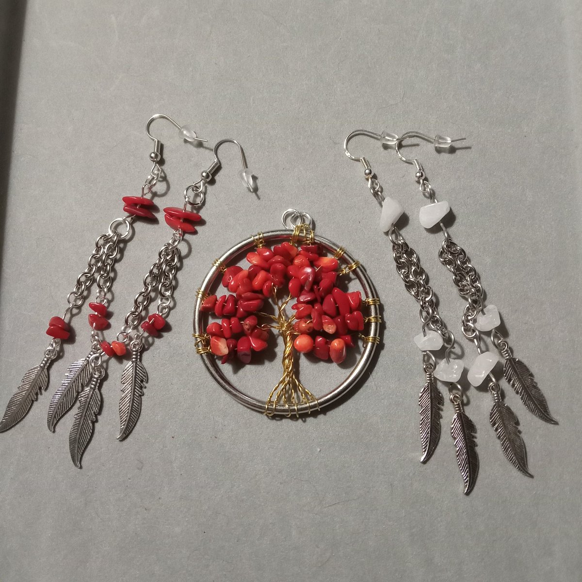 Bprep4's tweet photo. Earrings trees and more!! 
https://t.co/UlrNhbtKkf https://t.co/b0g9RNTfM8