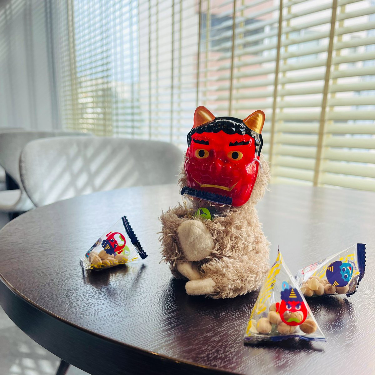 salmix19's tweet photo. 突然ですが、節分ということで
🫘SALMIX豆知識🫘
▶︎駅からタクシーのご利用を検討されているお客様、都立大学駅からのタクシー利用も実はなかなか便利です(通常6分)
🐒例外もございますのでお気をつけて🚕 https://t.co/0CCta4NRdy