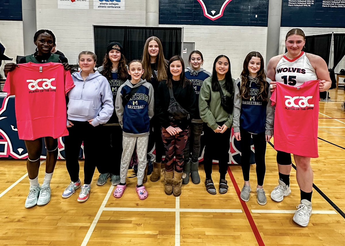 NWP_Wolves's tweet image. 🐺🏀 WBB | #NWPWolves came out strong and battled hard throughout tonight’s game on their home court, but couldn’t close against the undefeated @GoRustlers. Rustlers take the win 80-46. 

POG presented by Montrose Montagnards Girls BB team ⤵️
🐺 #15 Paige Snyder 
🟩 #8 Susan Ayaa