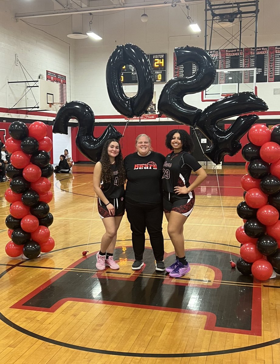 BFHSGirlsBball's tweet photo. Nice win on Senior Night over a solid Manchester squad 47-33. Our 2 seniors led the way. De La Rosa had 14 pts. and Betancur had 11 . Everyone scored . Fun night all around. Thank you to our seniors. They are great leaders and role models.  #leadership #tyseniors #teameffort https://t.co/Z7vey5c7iO