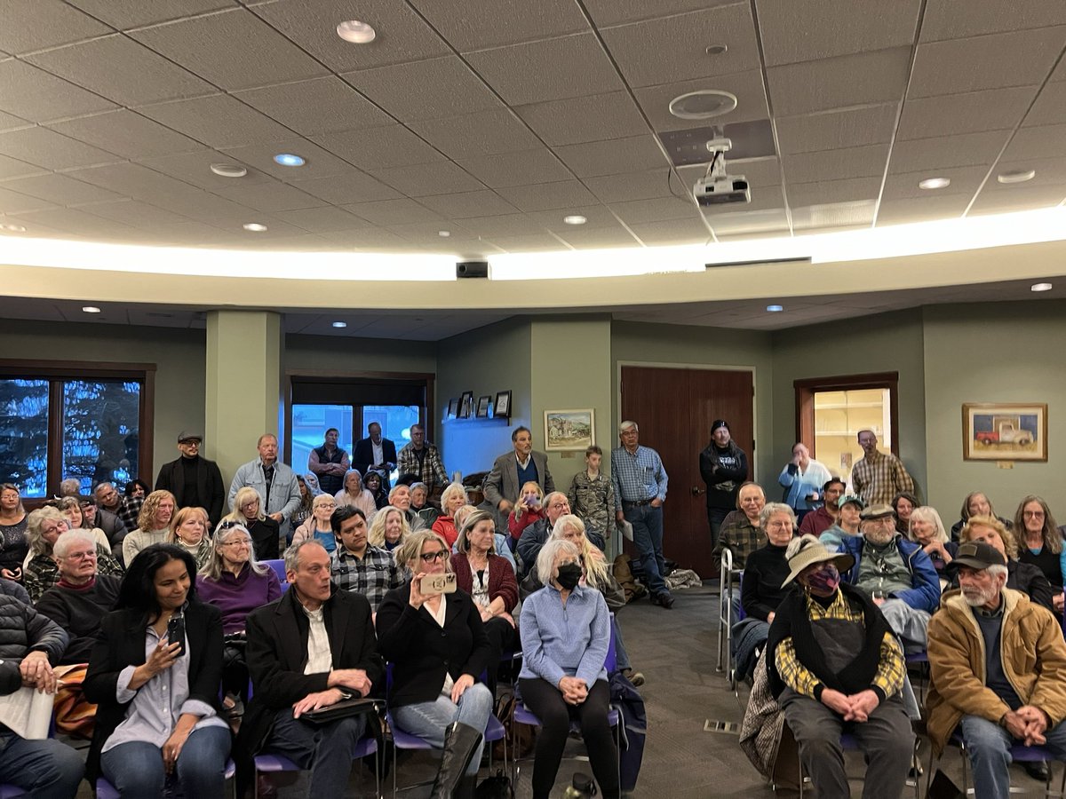 LoganMDavis's tweet photo. We had a series of lovely productive conversations about Christian nationalism, and a few more interesting interactions. Thanks to everyone who came out — and thank you to our Charis friends for keeping it lively. https://t.co/Vra2v704dk
