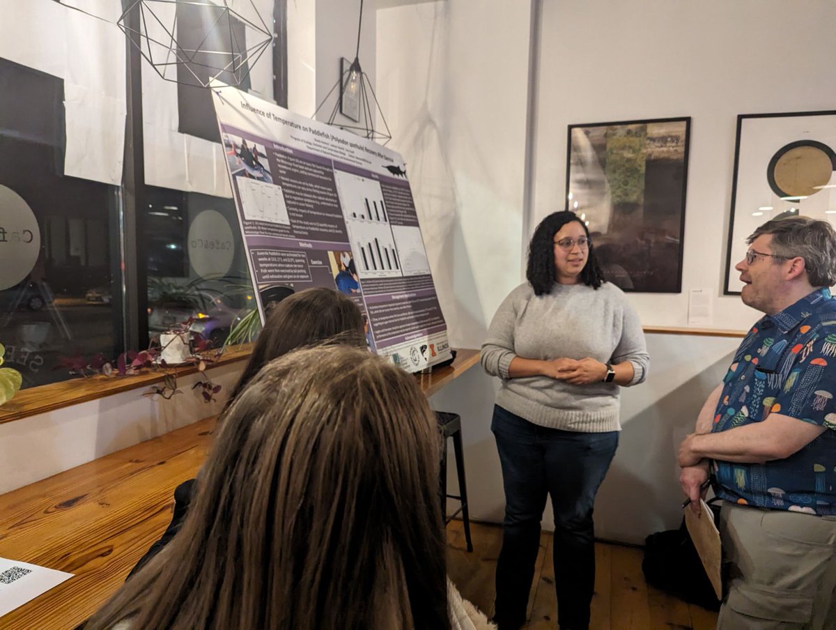 KamaraShasta's tweet photo. Got to chat paddlefish with some fellow grad students at the @GEEBatUIUC  symposium tonight! Always a privilege to share about such a cool fish! https://t.co/MUazlvlM7q