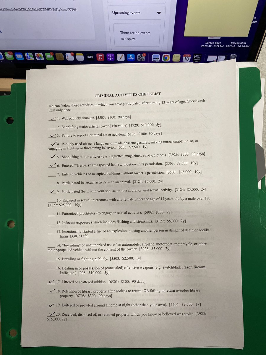 vannahhanater's tweet photo. the last semester; a thread https://t.co/UnYqe7qL6m