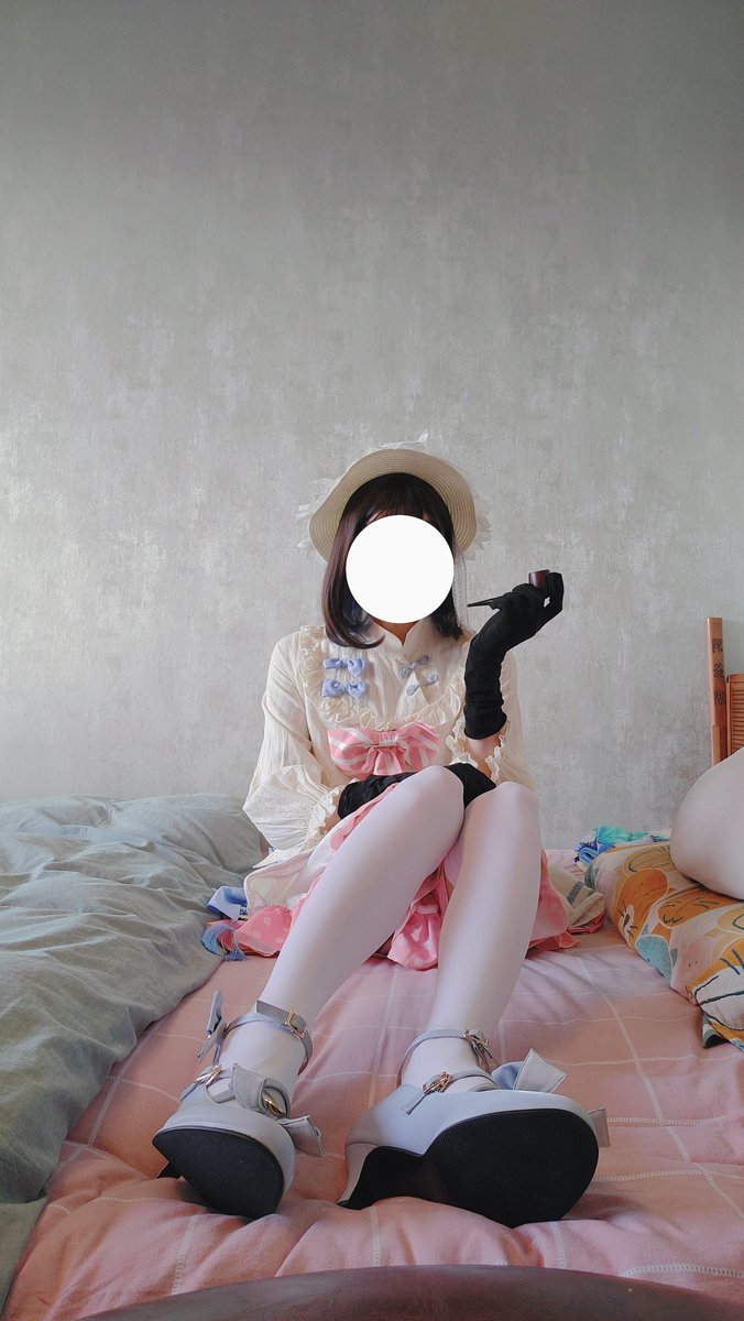 AliceIntoAbyss's tweet photo. 传统派和维新派，都速速退下吧，接下来赶到战场的是，古典派!😎 https://t.co/9Wn3G0C4jo