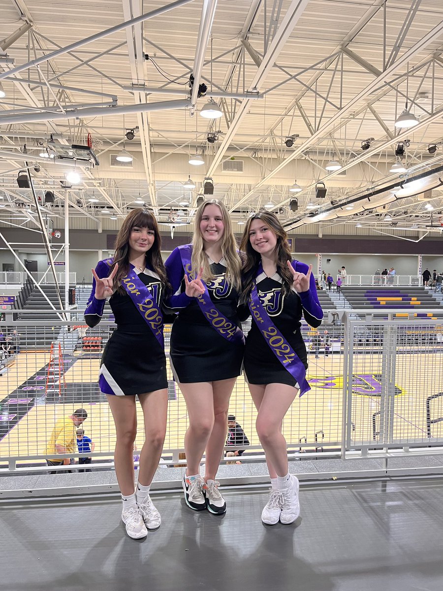 Basketball Senior Night 💜💛 Thank you seniors for all of your hard work and dedication to this program through your entire cheer career. The legacy you leave will always be remembered! #rolldrags