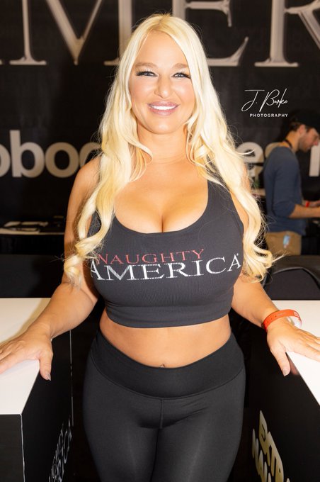 My relationship with @naughtyamerica is one of my most precious relationships with any company in this<a class="tags" href="/tag/naughtyamerica">@naughtyamerica</a><a href="/tag/extranaughty"class="tags"><span>#extranaughty</span></a>