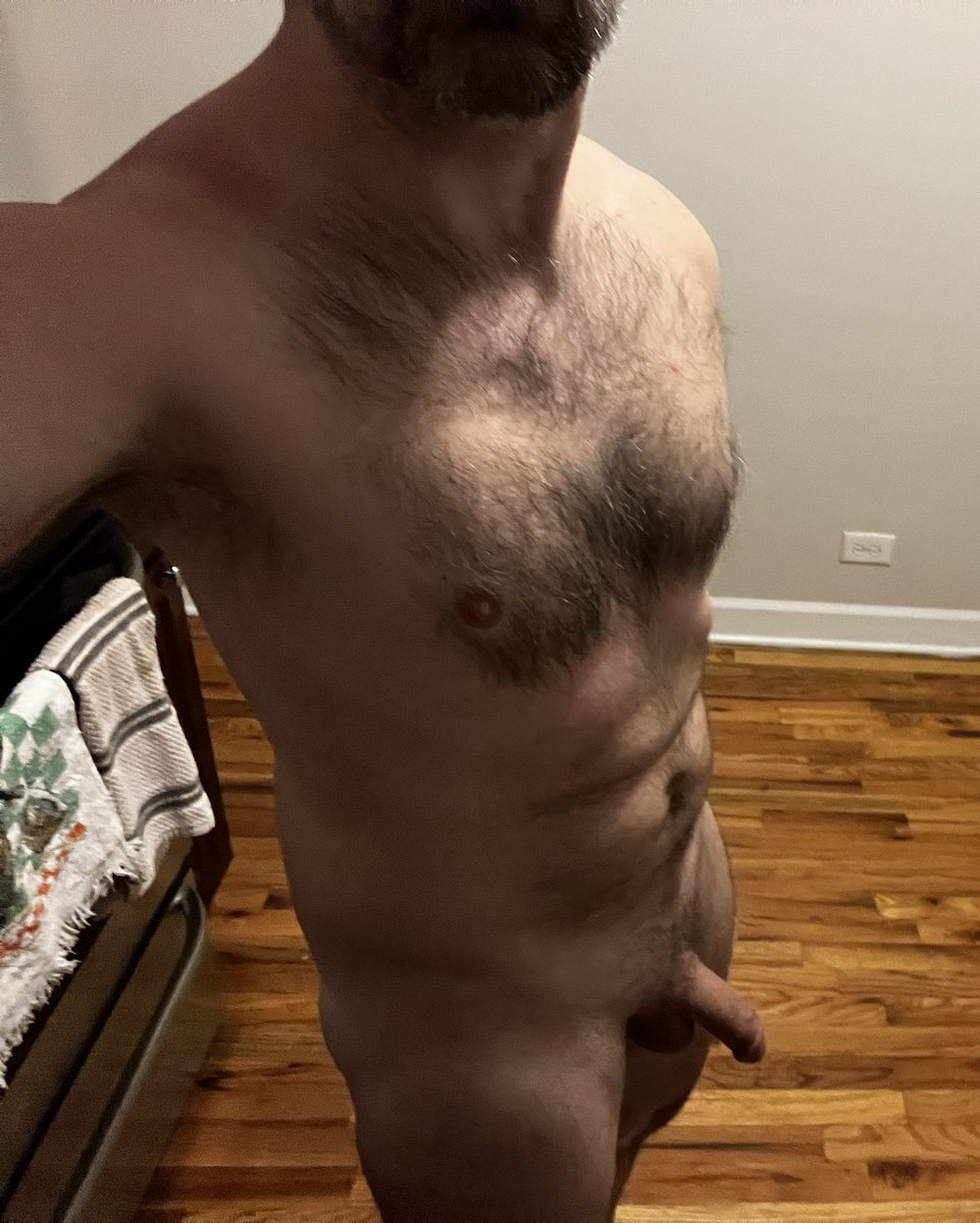 nudeexplore's tweet photo. Nude or ring? https://t.co/APPWel2w3D