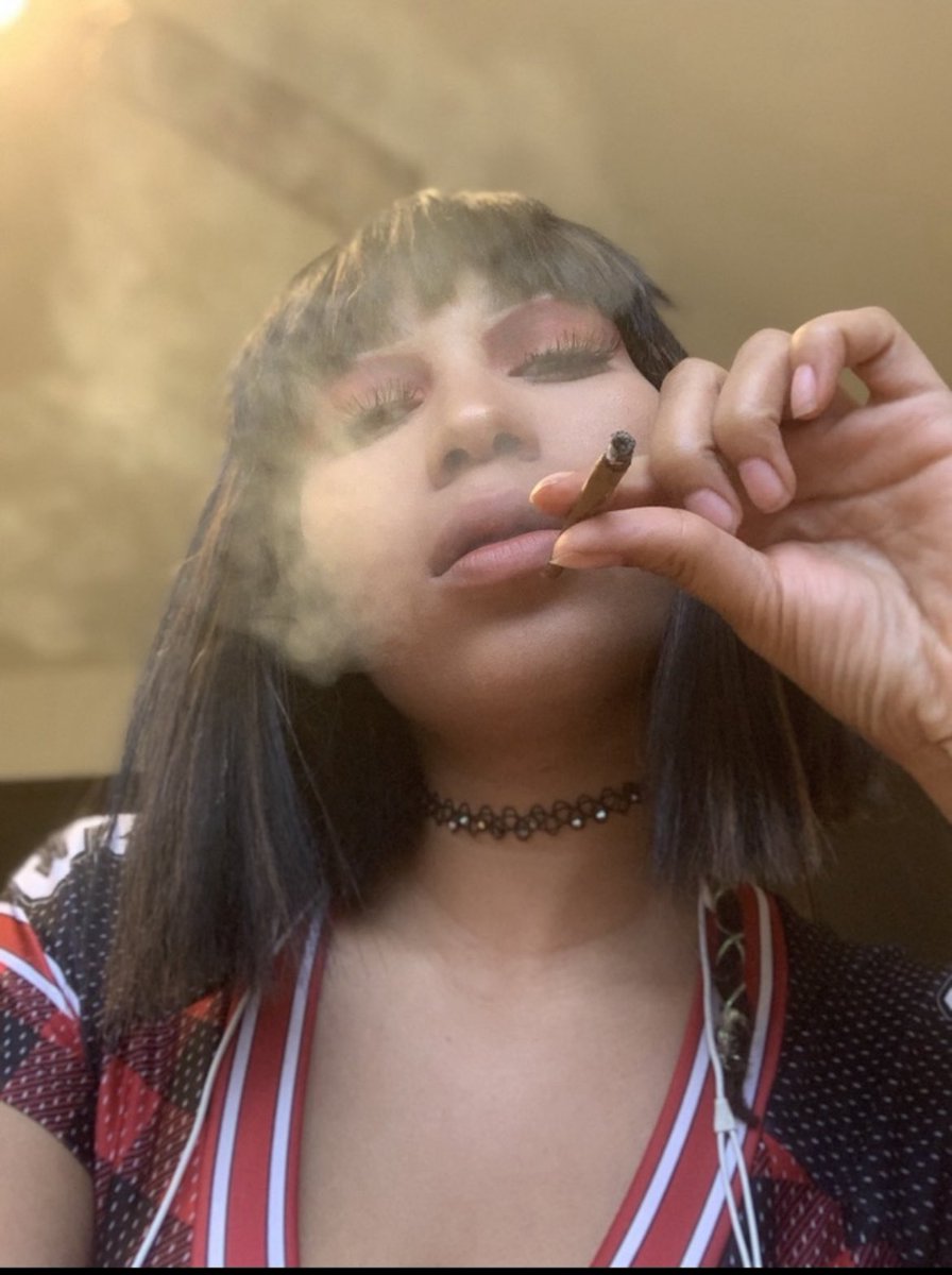 YourQueenAnnie_'s tweet photo. Still looking for a 4/20 sub ๐ฅฐ
โจ
#findom #finsub #femdom #smokefetish #420friendly #420life #smokesub #humanashtry #ebonydomme #ebonygoddess #bnwo #bbclover #cashcow #walletdrain #humanATM https://t.co/VBM8J4atIT