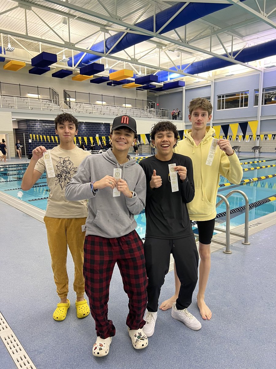 3rd place JV 400 free relay at the WSC Championship meet!! #MortonPride <a href="/MortonAthletics/">Morton Athletics</a> <a href="/Morton201/">Morton 201</a> <a href="/JoshMcmaho/">Josh McMahon</a>