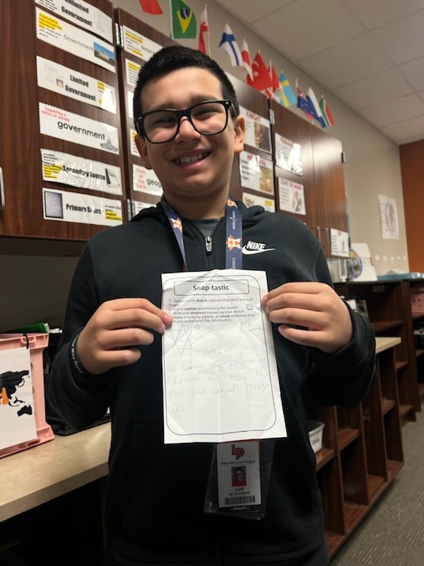 BKRSocStudies's tweet photo. Snap-tastic in action with Ms. Magdaleno's class today. We had fun using @lead4ward strategies this morning! #snaptastic #lead4ward @Baker_6th_Grade @lpisd https://t.co/5wULNlwHdq