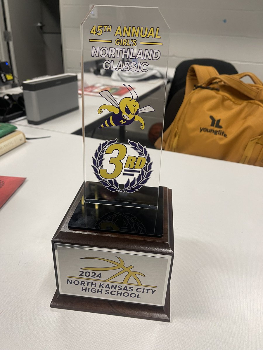 Thanks to everyone that supported @NKC_Girls_Bball we appreciate the love, WE SEE YOU 👀! Finished with a 3rd place finish in our tourney! 15-4 on the season! #weallwegot Congrats to @WillmannMacey and D’marihanna Newton for making the all tournament team! @NorthtownNews