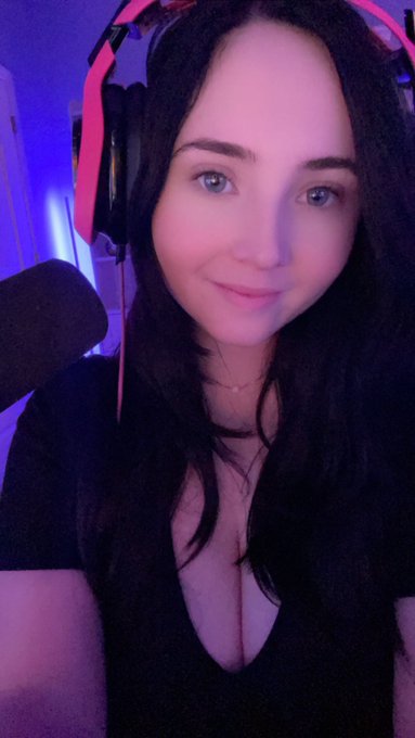 Watch Jewel / Megan 💕's leaked NSFW photo on TwXstars