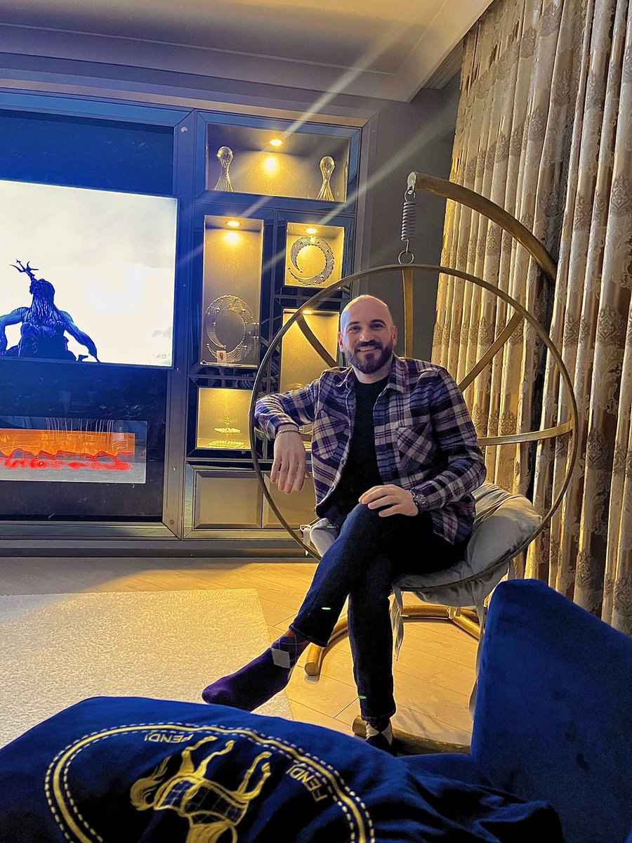 İçinizde yarım kalan kim varsa bitirin çünkü nankör ve vefasızın yası tutulmaz. Günaydın 07:16.   #cumartesi