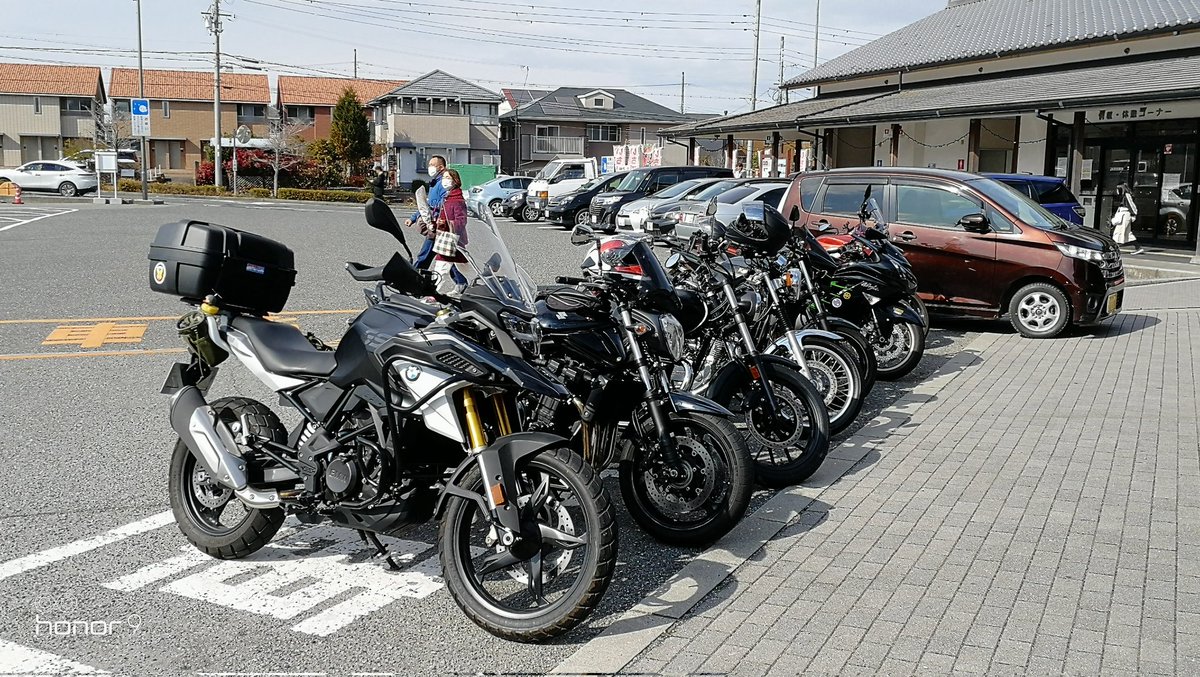 CT125_Ushimatsu's tweet photo. 道の駅5軒目でやっとたこ焼き発見‼️揚げパンはまだ見つからない😢しかし、ここの道の駅はバイク多いな #310GS https://t.co/m8omuSmlYr