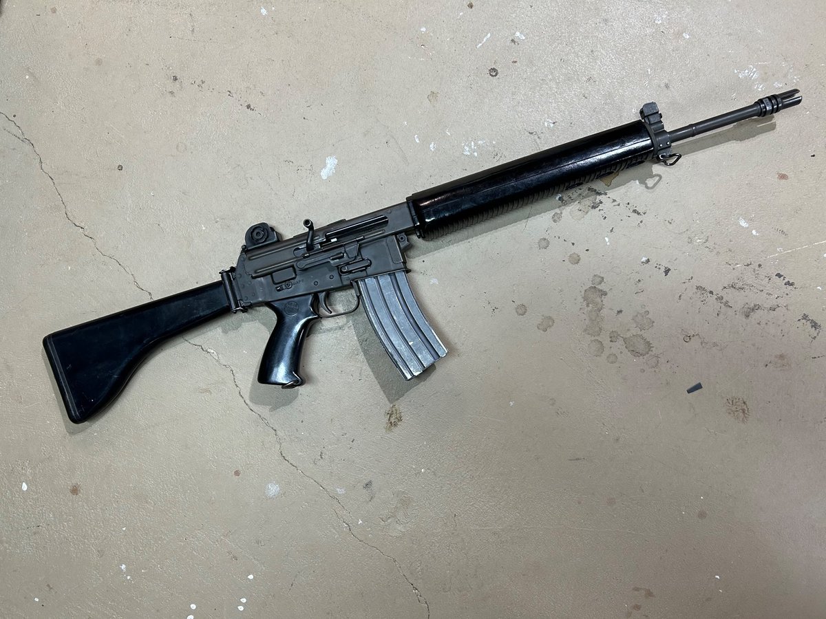 AWP1MOA's tweet image. Converted some mags for the AR-180. Takes a bit of courage to take a dremel to a perfectly fine USGI mag. #armalite #howa #guns #ar180 #ar15