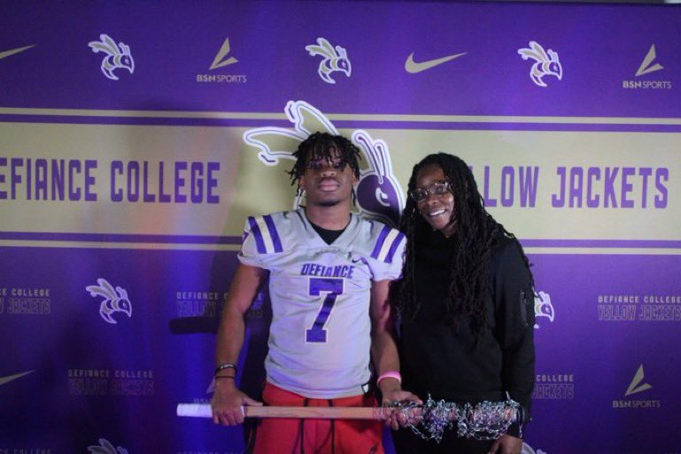 thank you for the campus invite 💜💛
<a href="/defiancecollege/">Defiance College</a> 
<a href="/TopGunQB/">Top Gun QB</a> <a href="/EHScoachmason/">Coach Mason</a> <a href="/Coach_Nickell/">Bill Nickell</a>