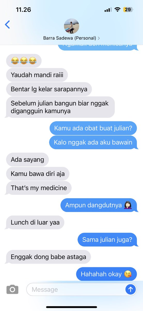 thrillingsun's tweet photo. weekend pagi dari #barraisa kalo pd lupa apart mereka cuma beda lantai azaah https://t.co/bIFhGzRcSX