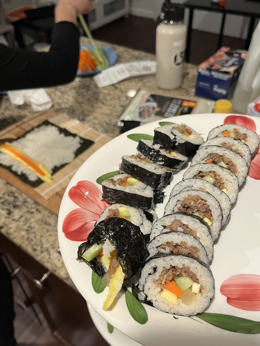 catboysuh's tweet photo. thanks for the tutorial! @johnnyjsuh @NCTsmtown #ChefAsh https://t.co/FVVGXCdtkz